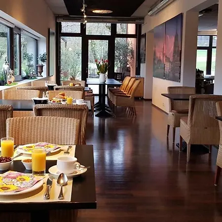 Zapa Hotel